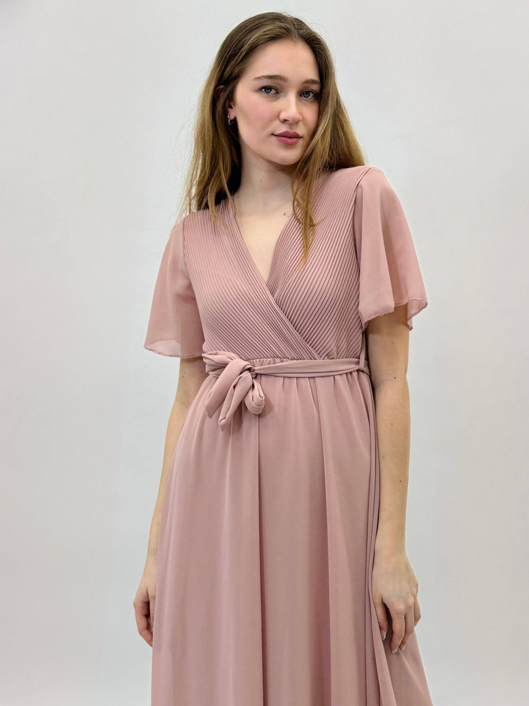 Emma & Rose Cape Town Margot™ flowing dress, lightweight abiti with a soft, flowing fabric and elegant design.