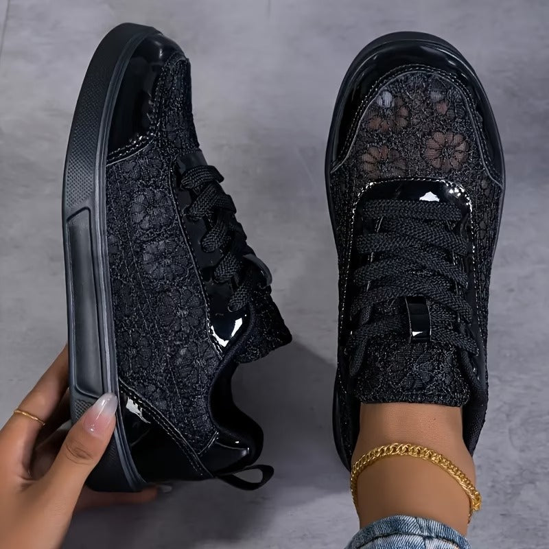 Élise™ — Comfortable trainers with elegant anatomical support