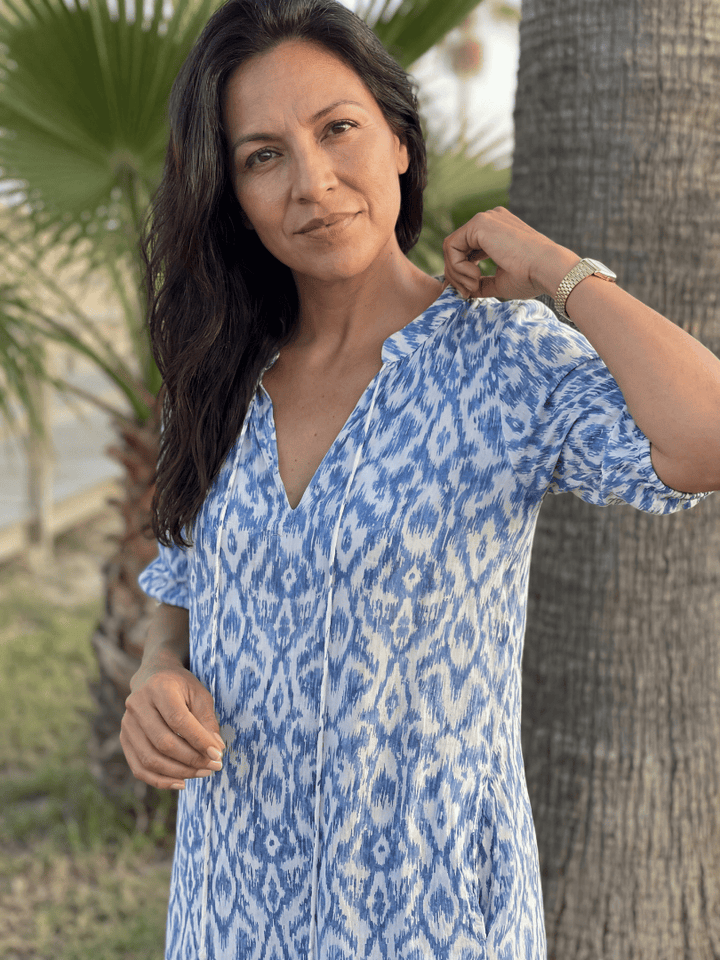 Emma & Rose Cape Town Jonah Coastal Midi Dress, lightweight fabric, flowing silhouette, and stylish design in coastal-inspired print.