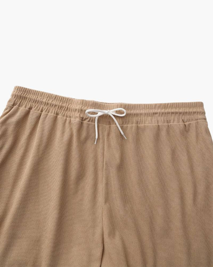 Emma & Rose Manhattan Dean™ Beachstride Shorts in lightweight fabric with a relaxed fit, perfect for beach or casual wear.