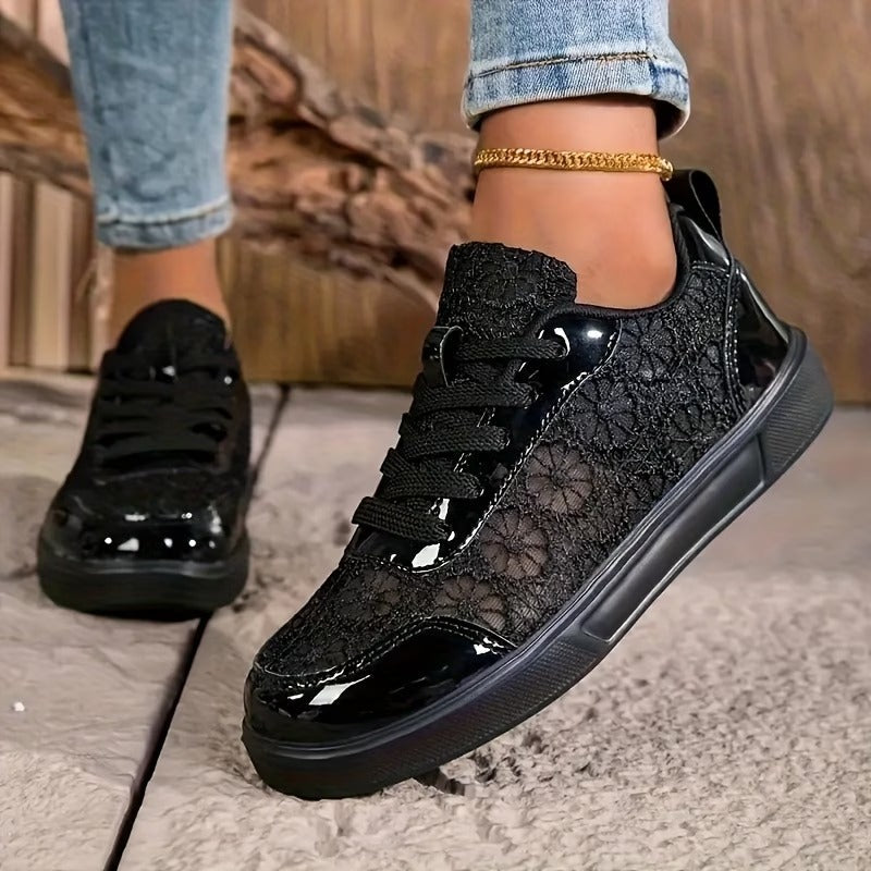 Élise™ — Comfortable trainers with elegant anatomical support