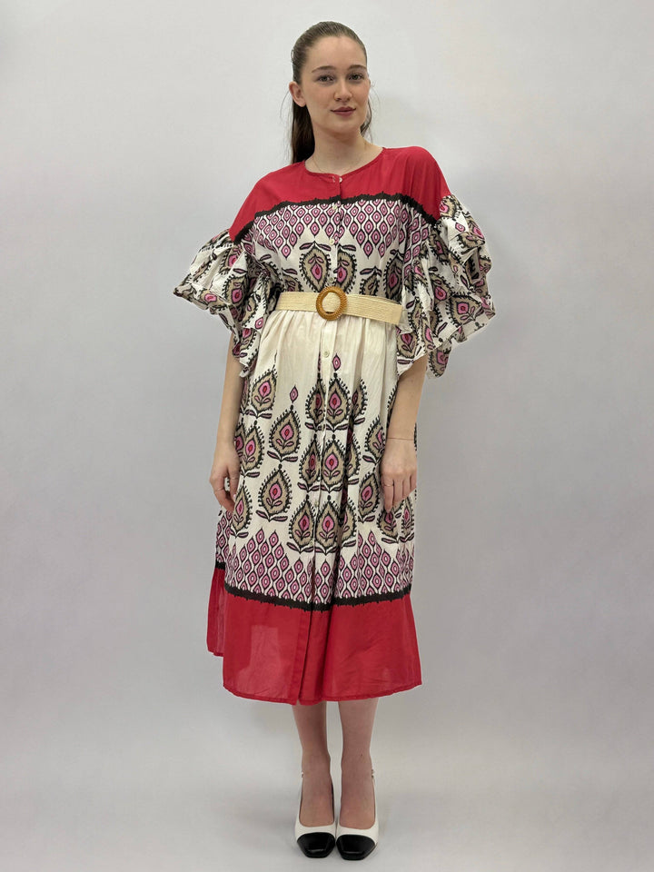 Hanneke™ bell sleeve dress by Emma & Rose Cape Town, stylish abiti with flowing fabric and bell sleeves, shown on model.