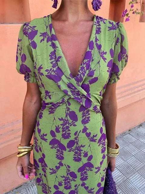 Emma & Rose Manhattan Vela™ women's midi dress featuring a skinny print, V-neck, short puff sleeves, perfect for summer 2024.