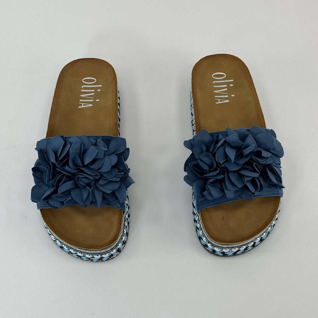 Emma & Rose Cape Town Platform™ Slippers with ruffle details, stylish and comfortable women's slip-on footwear.