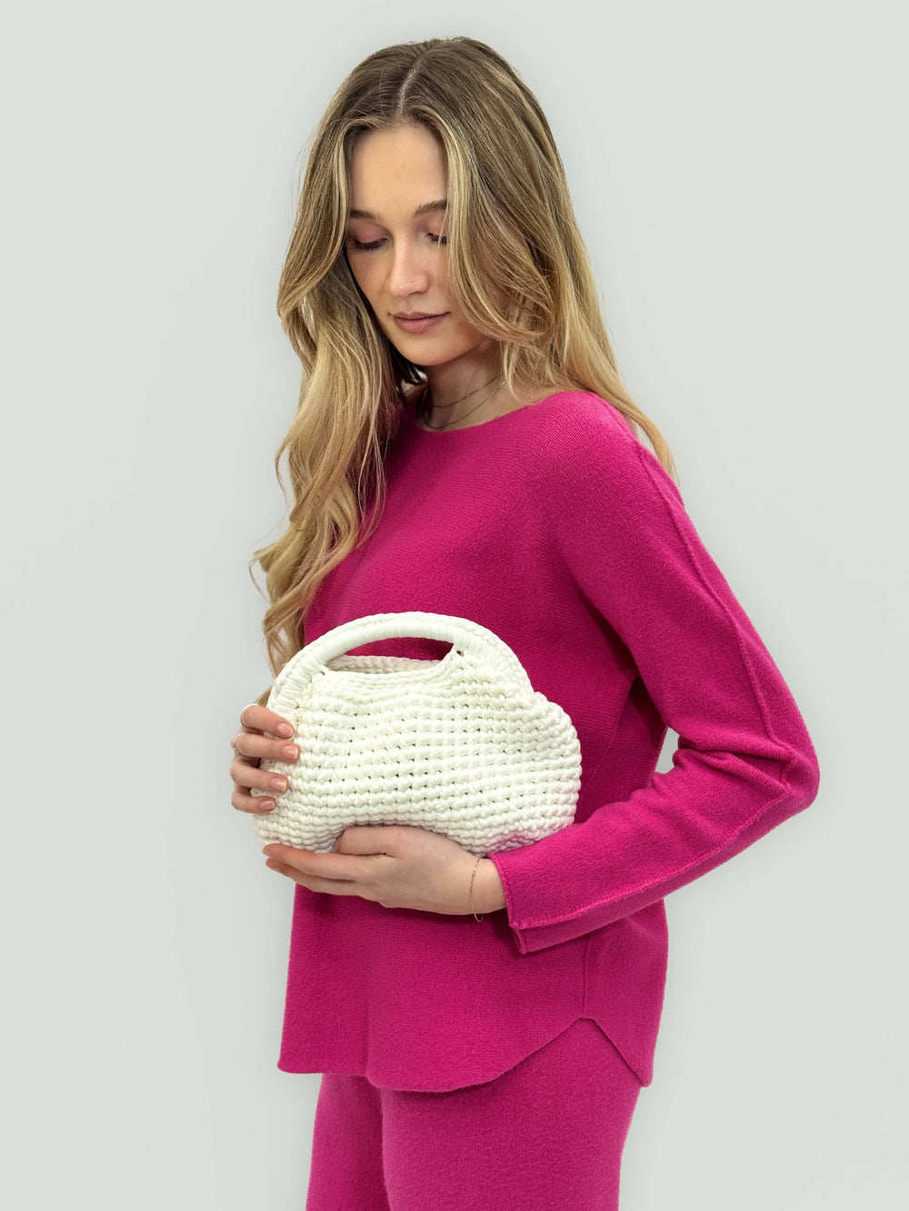 Lieke™ crochet bag by Emma & Rose Cape Town, artisan crafted borse with intricate crochet design and natural woven texture.