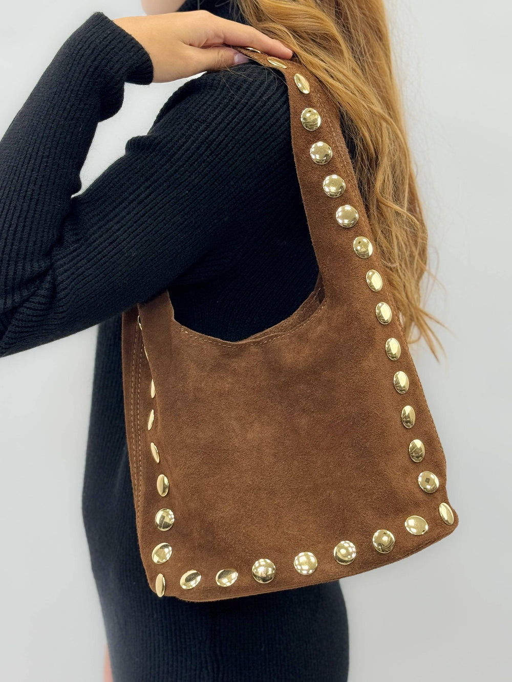 Yolande™ Emma & Rose Cape Town genuine Italian leather bucket bag with shoulder strap and stylish design.