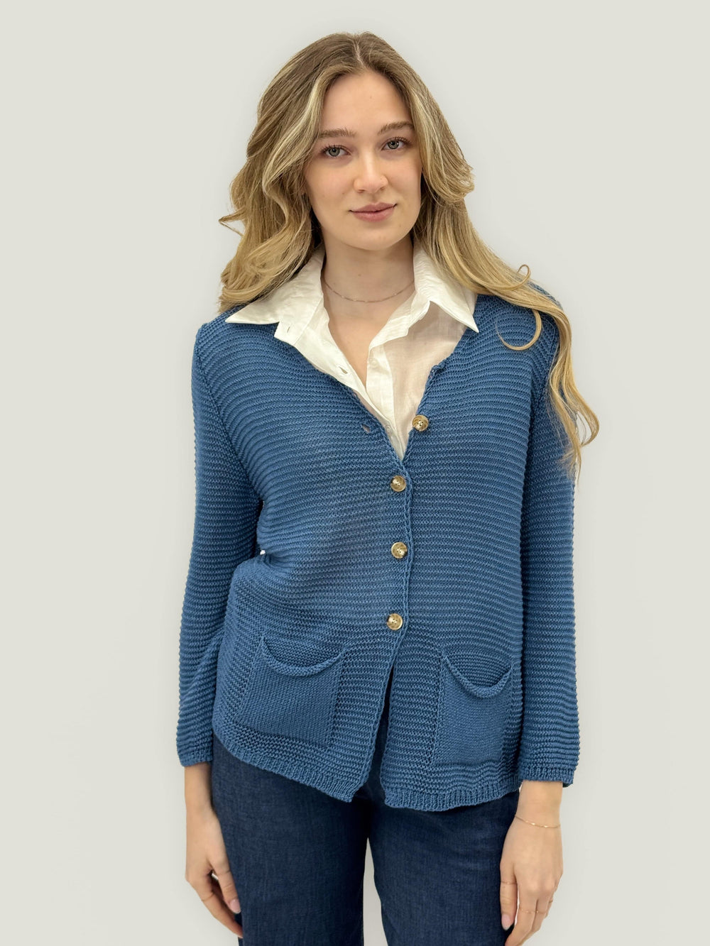 Emma & Rose Cape Town Viviane™ knitted cardigan with buttons and pockets, featuring a cozy, stylish design.