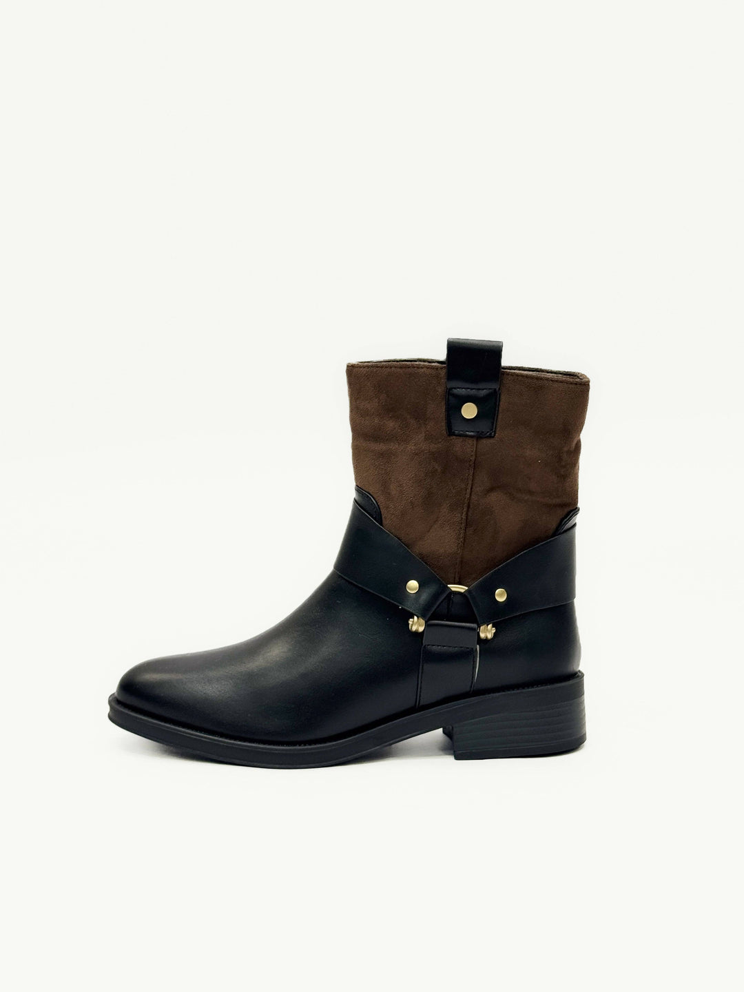 Emma & Rose Cape Town Wendy™ Bicolour Biker Ankle Scarpe with stylish design and detailed stitching.
