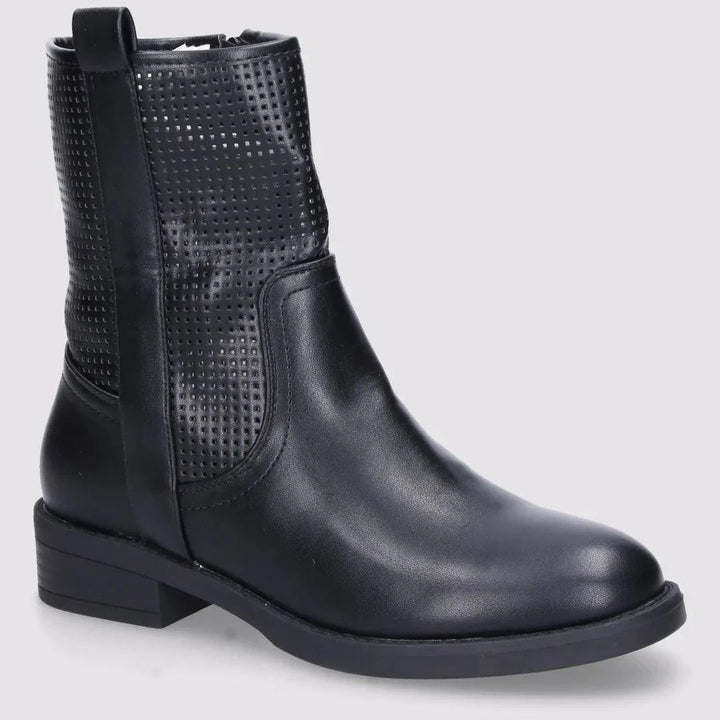 Emma & Rose Cape Town Selena™ ankle boots in black leather featuring a sleek design with a pointed toe and low heel.