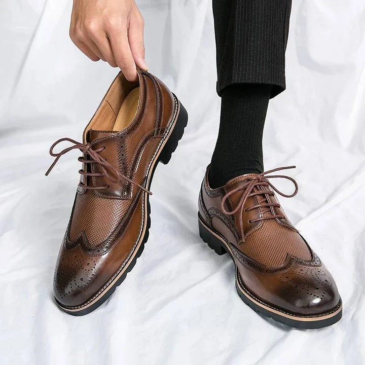 Emma & Rose Manhattan Carter™ classic leather shoes featuring sleek black design and polished leather finish.
