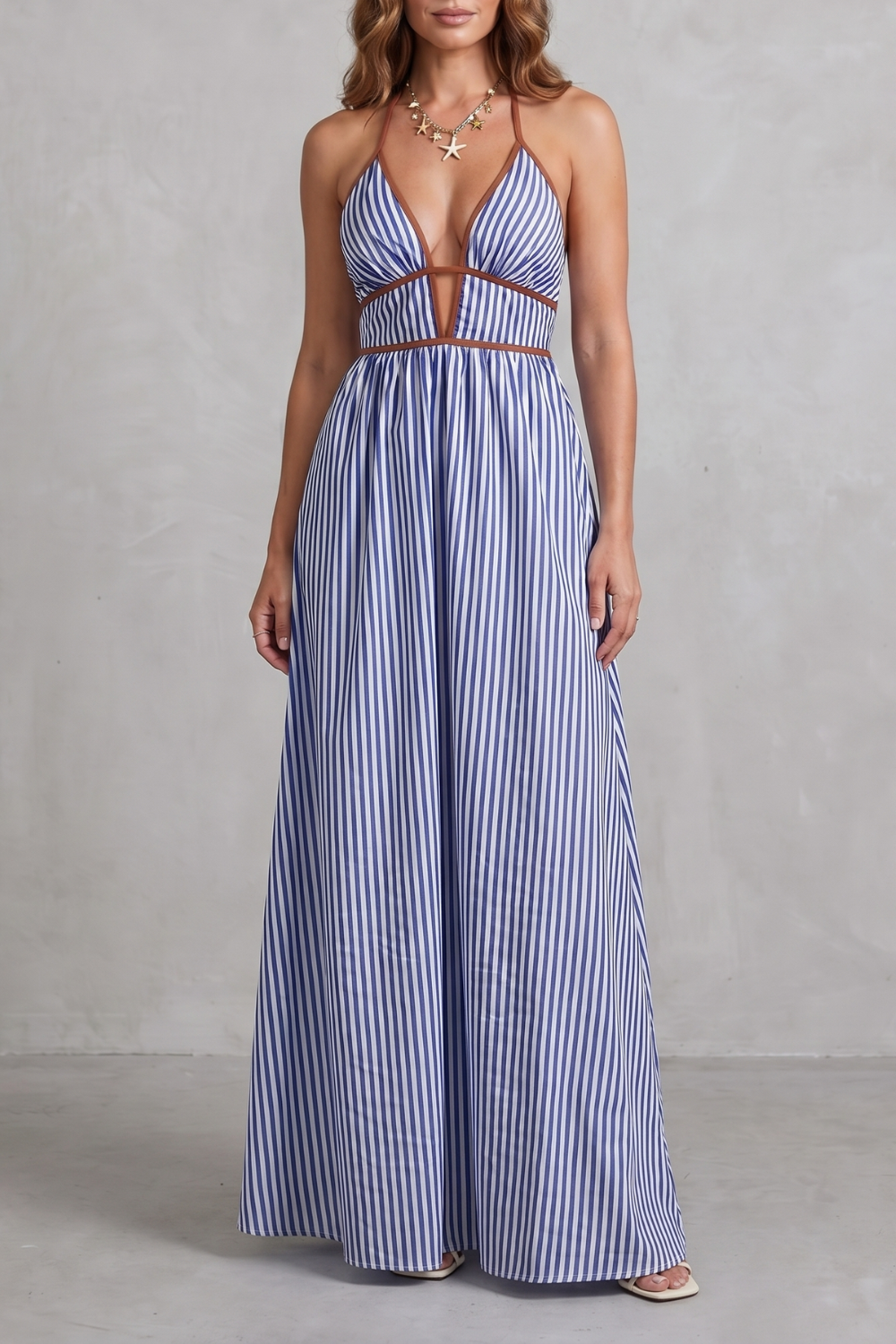 Serelisse – Striped backless silhouette – Maxi dress