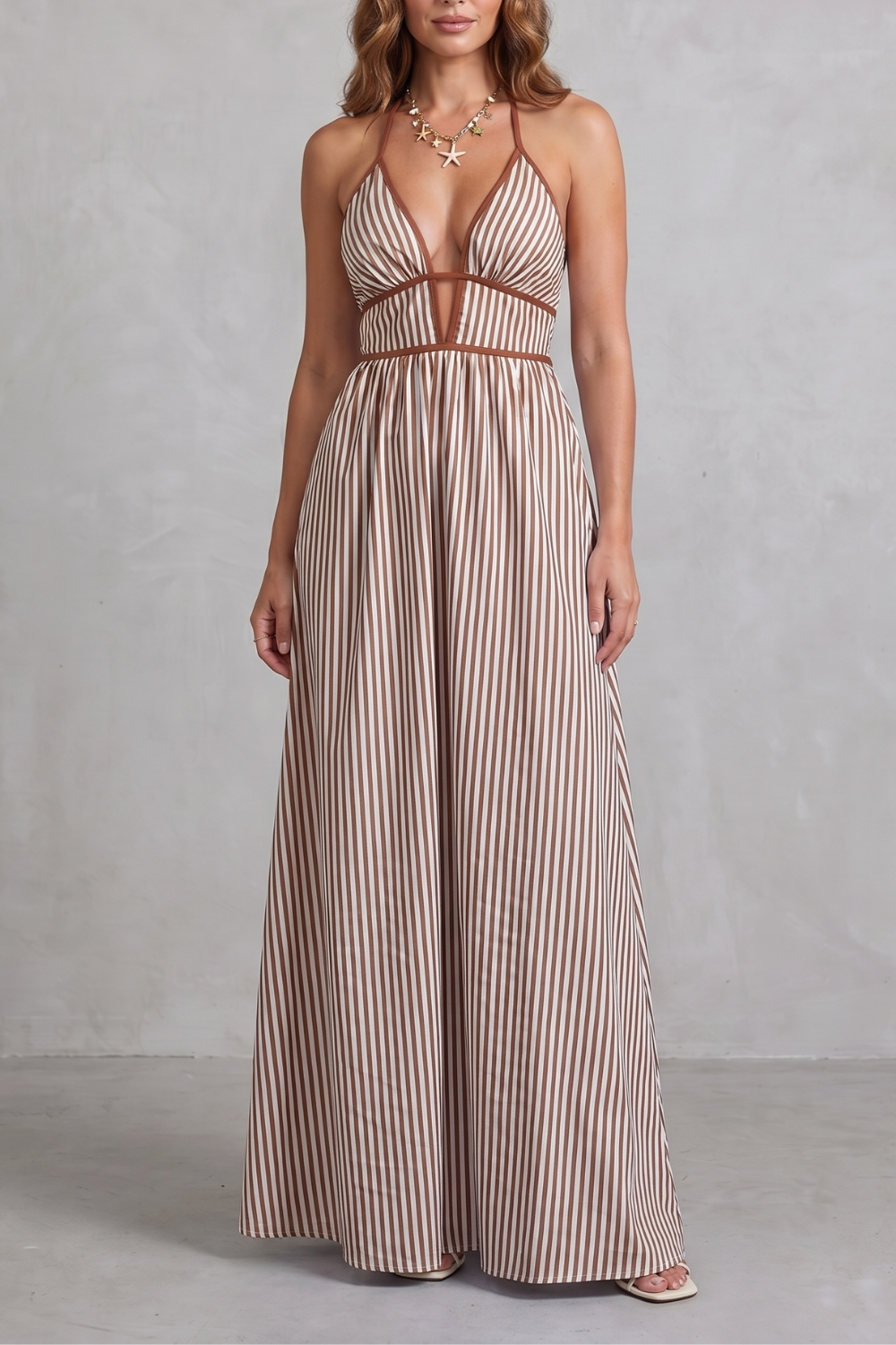 Serelisse – Striped backless silhouette – Maxi dress