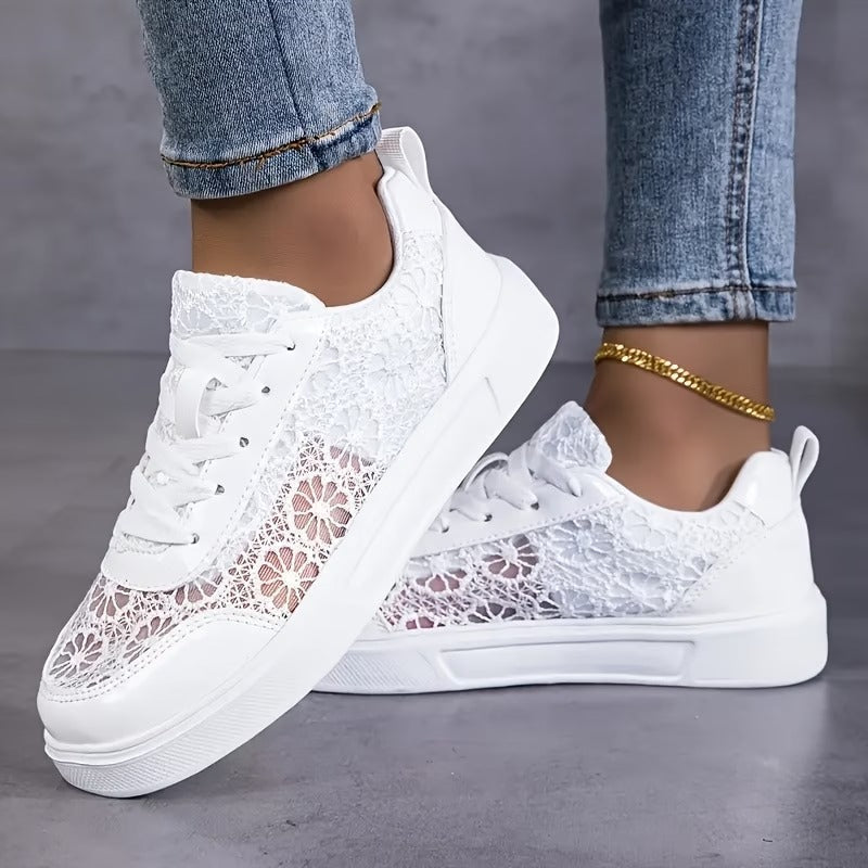 Élise™ — Comfortable trainers with elegant anatomical support