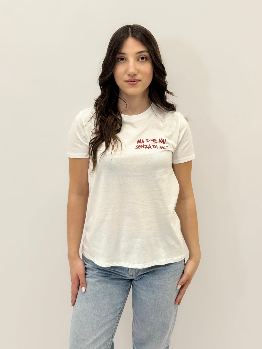 Annelie™ Emma & Rose Cape Town T-shirt with "But Me?" text, casual maglieria in soft fabric, displayed on a neutral background.