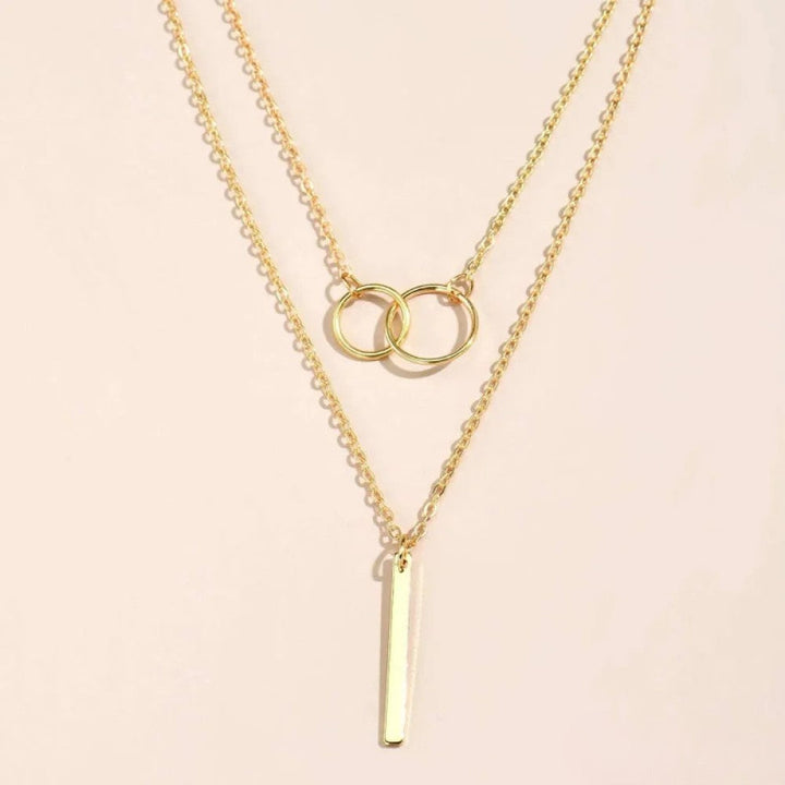 Emma & Rose Cape Town Retro Double Circle Pendant Necklace featuring two interconnected circular charms on a delicate chain.