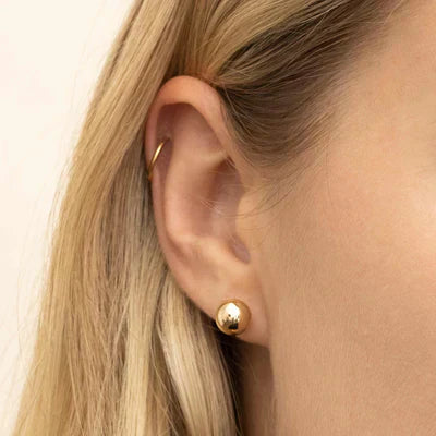 Soravelle™  |  Round Earrings 18k Gold