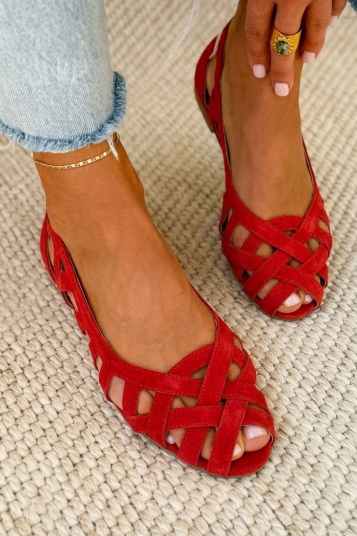 Flat open-toe sandals with woven fabric