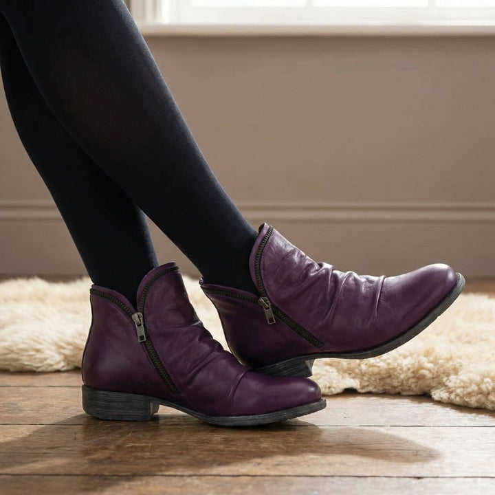 MELINDA BOOTS